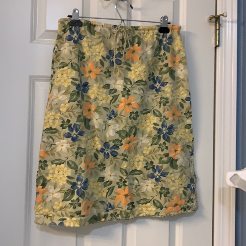 Flower skirt